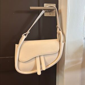 Elegant White Shoulder Bag